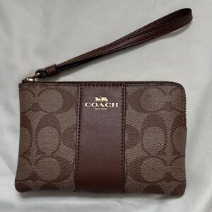 Coach Brown Signature Key & Card Holder